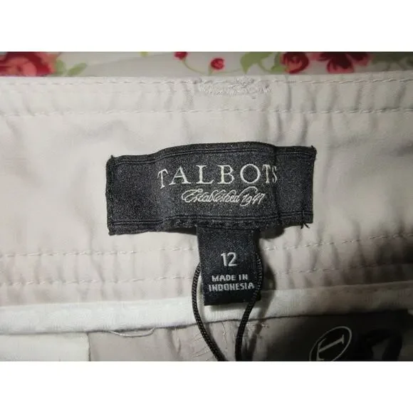 TALBOTS Womens Size 12 Khaki Beige Cotton Blend Flat Front Bermuda Shorts NWT - Picture 6 of 10
